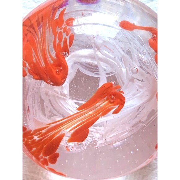 Red & White Ribbon Dragon? Globe Art Glass Paperweight Vintage - Picture 4 of 12